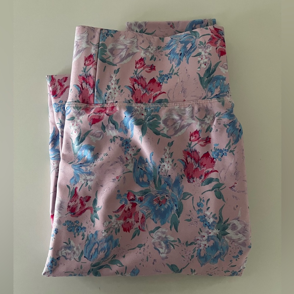 loveshack fancy x bandier leggings!!